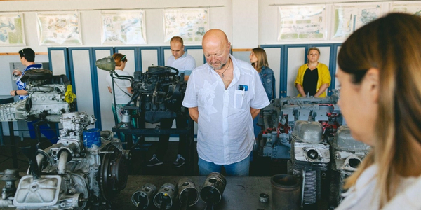 «Нам є чим здивувати дітей». Як і для чого освіта, бізнес і влада можуть співпрацювати

