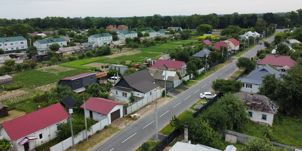 Комплексна відбудова села Ягідне: 90% житла відновлено
