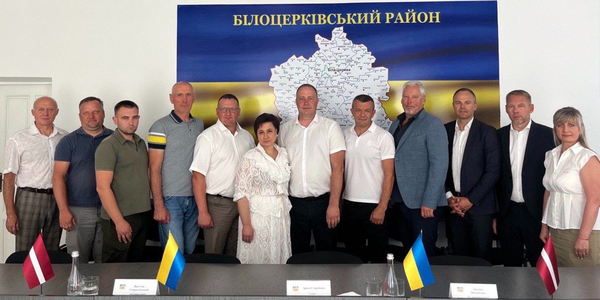 Білоцерківський район посилює міжнародну співпрацю з Латвією: підписано Меморандум та передано гуманітарну допомогу