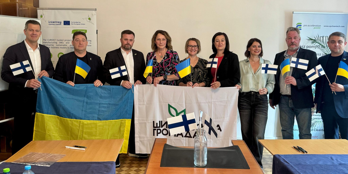 Shyroke and Apostolove communities sign partnership agreements with Finnish cities
