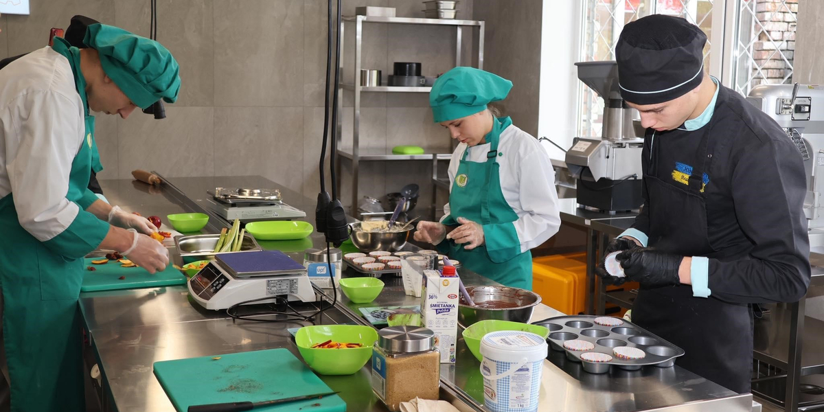 Career guidance, training and earning money. A modern culinary hub created at Vasylkiv College