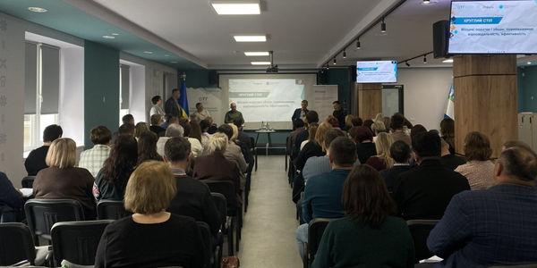 Сплата податків через «Дію»: громади вимагають цифровізації від податкової, а не створення власних «армій» фіскалів