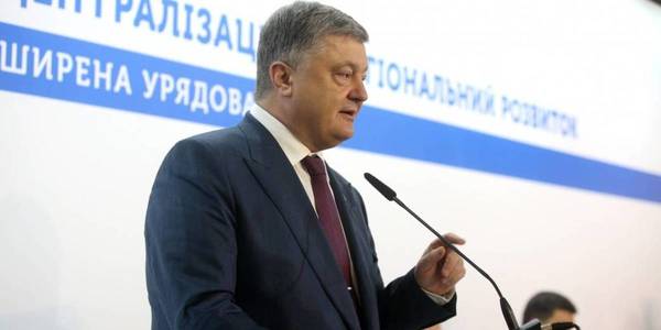 Не дозволю політиканам влаштовувати паради суверенітетів - Президент про необхідність конституційних змін щодо децентралізації