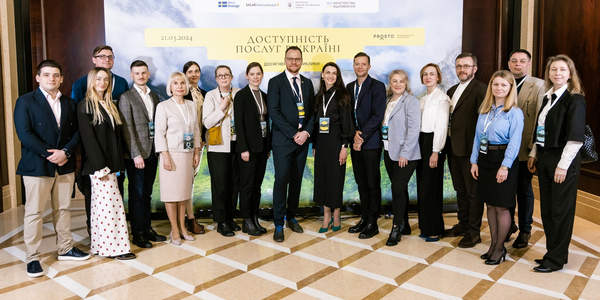 Доступність послуг в Україні: досягнення та виклики. Проєкт PROSTO підсумував свою діяльність